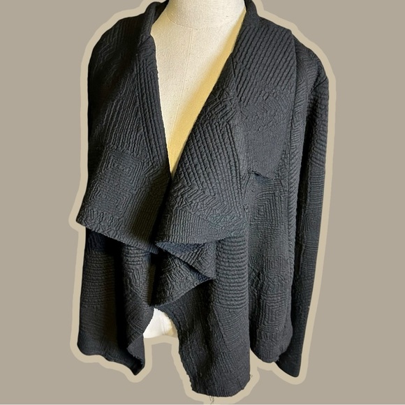 Alexis Black Quilted Jacquard Knit Waterfall Cascade Front Jacket Size Small - Picture 11 of 11